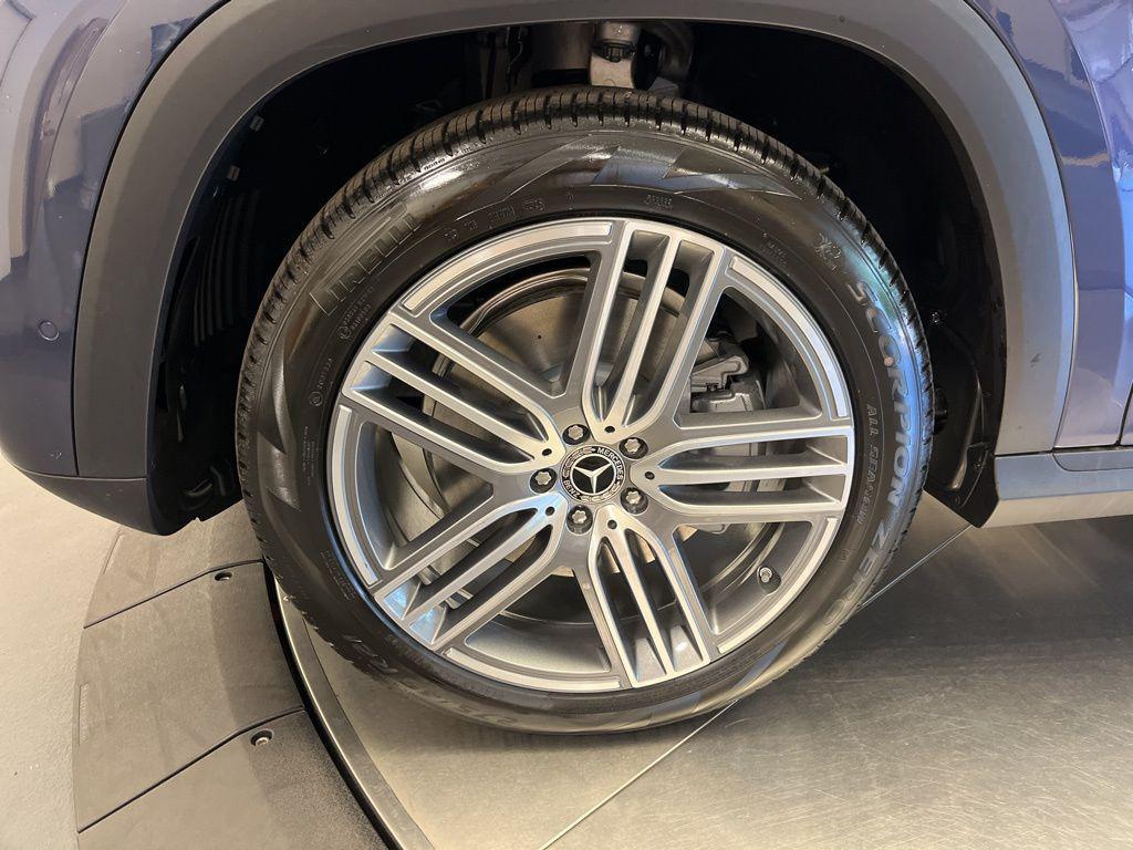 new 2026 Mercedes-Benz GLS 450 car, priced at $91,945