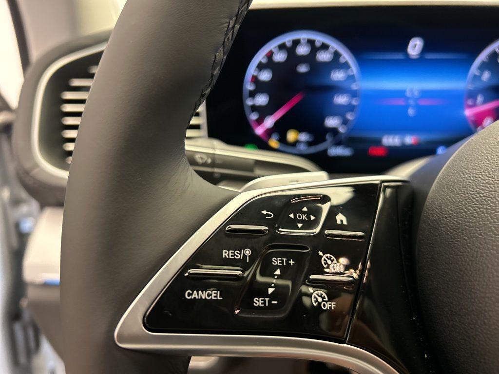 new 2026 Mercedes-Benz GLE 450 car, priced at $79,740