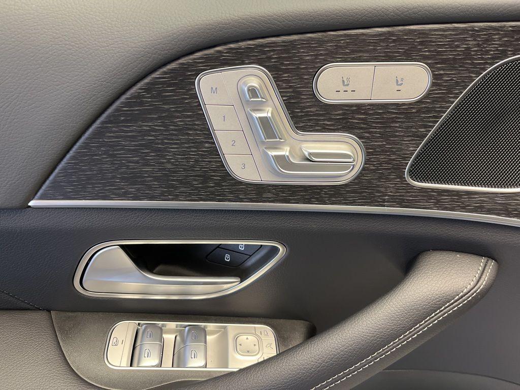 new 2026 Mercedes-Benz GLE 450 car, priced at $79,110