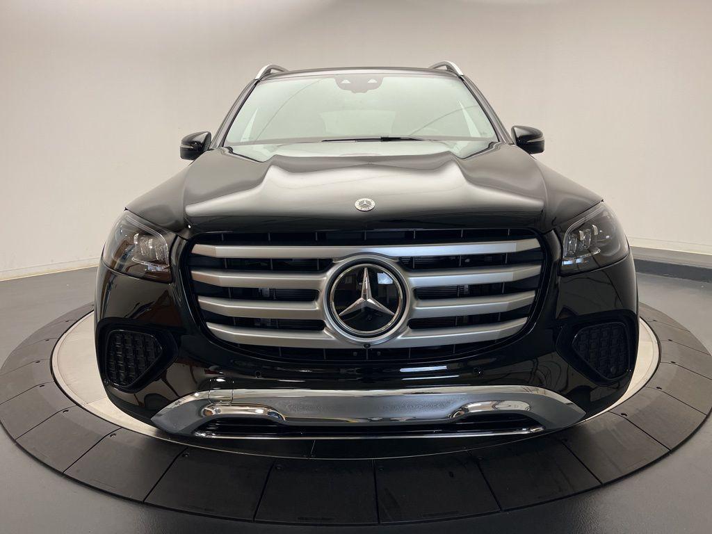 new 2026 Mercedes-Benz GLS 450 car, priced at $93,845