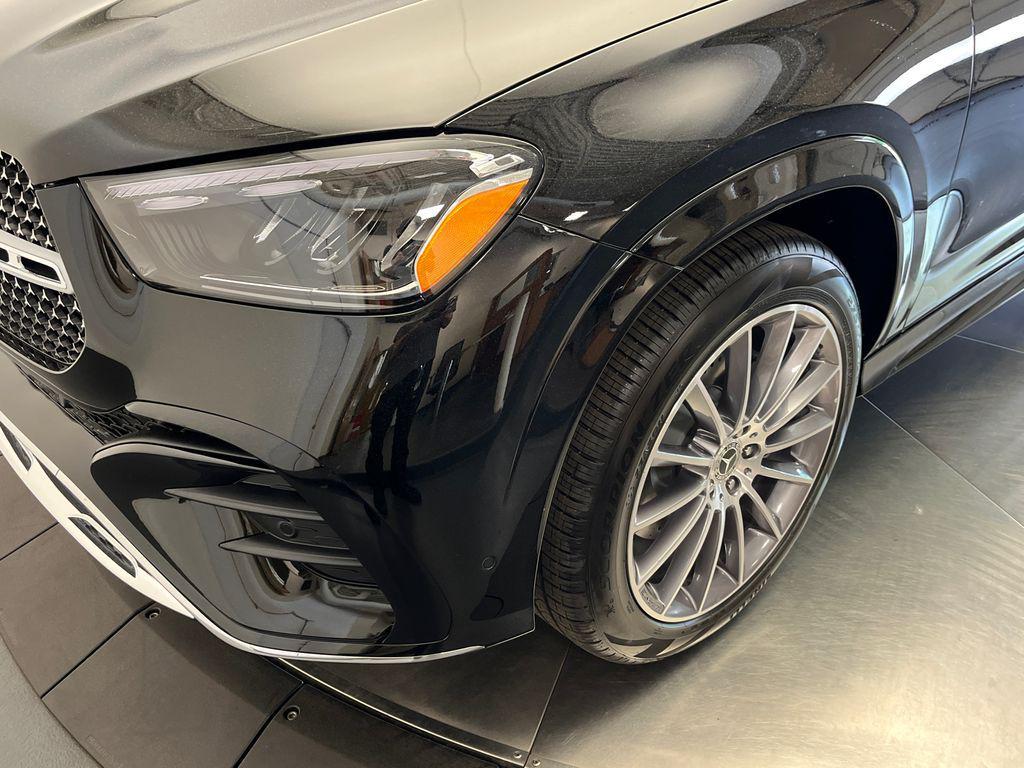 new 2025 Mercedes-Benz GLE 580 car, priced at $93,465