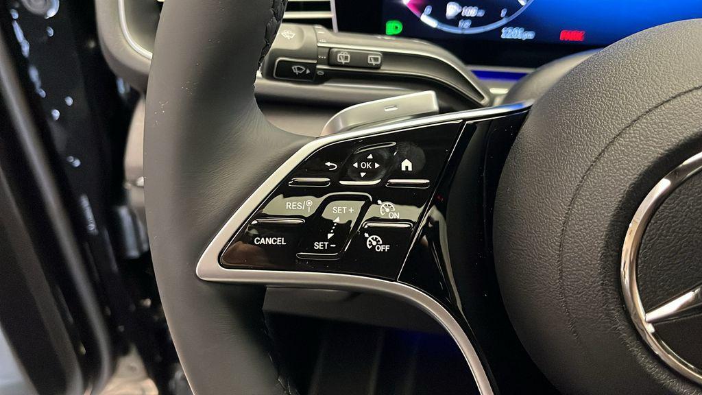 new 2025 Mercedes-Benz GLE 580 car, priced at $93,465