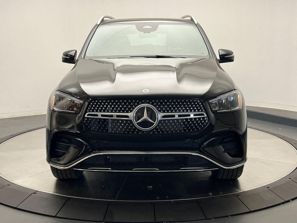 new 2025 Mercedes-Benz GLE 580 car, priced at $93,465