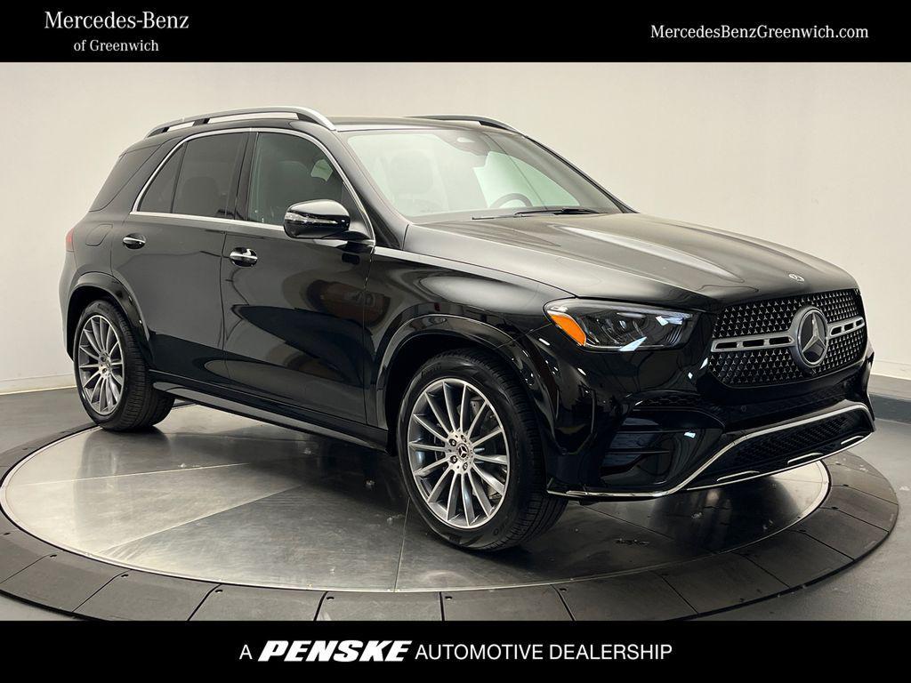 new 2025 Mercedes-Benz GLE 580 car, priced at $93,465