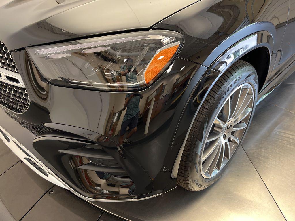 new 2026 Mercedes-Benz GLE 580 car, priced at $94,735