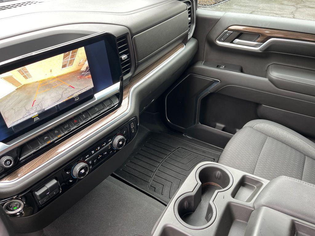 used 2022 Chevrolet Silverado 1500 car, priced at $35,000