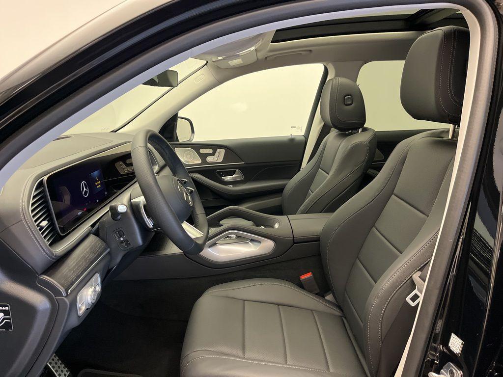 new 2026 Mercedes-Benz GLS 450 car, priced at $97,015