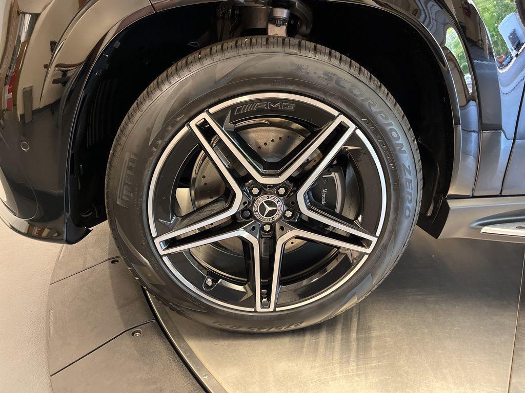 new 2026 Mercedes-Benz GLS 450 car, priced at $97,015