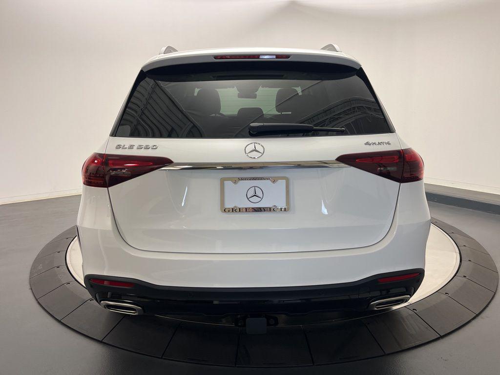 new 2026 Mercedes-Benz GLE 580 car, priced at $92,920