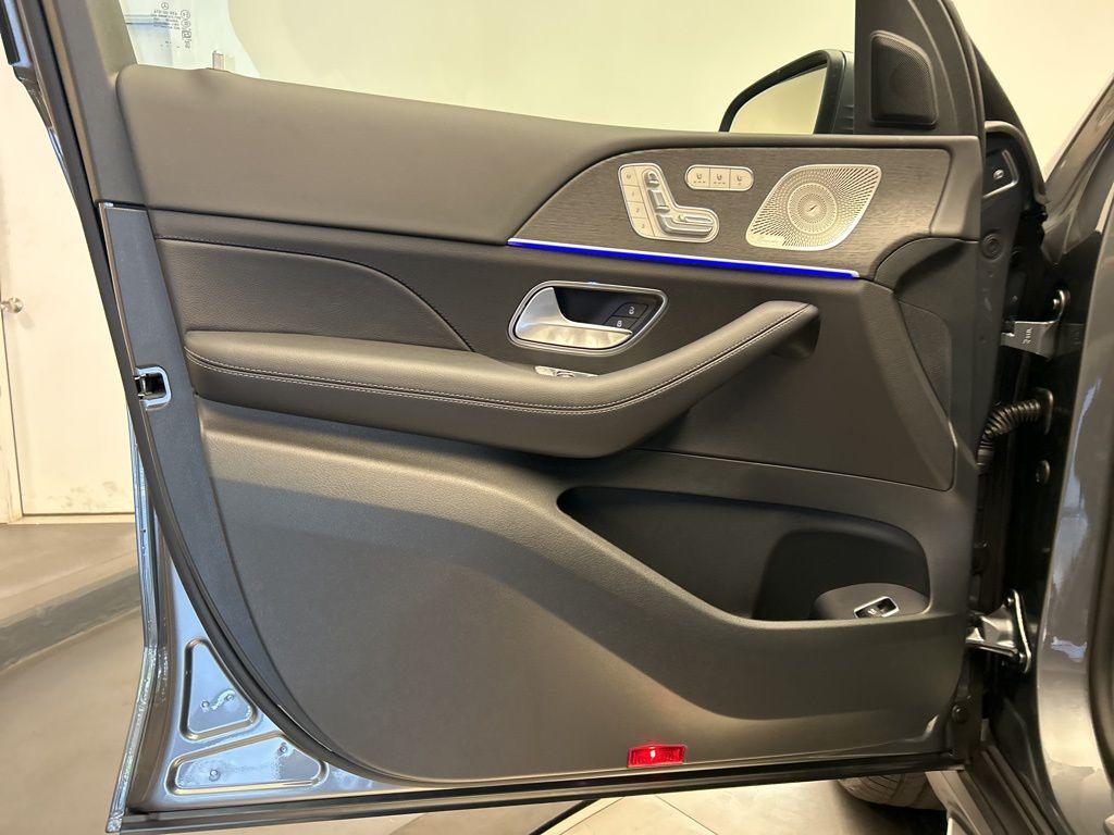 new 2025 Mercedes-Benz GLE 350 car, priced at $73,290
