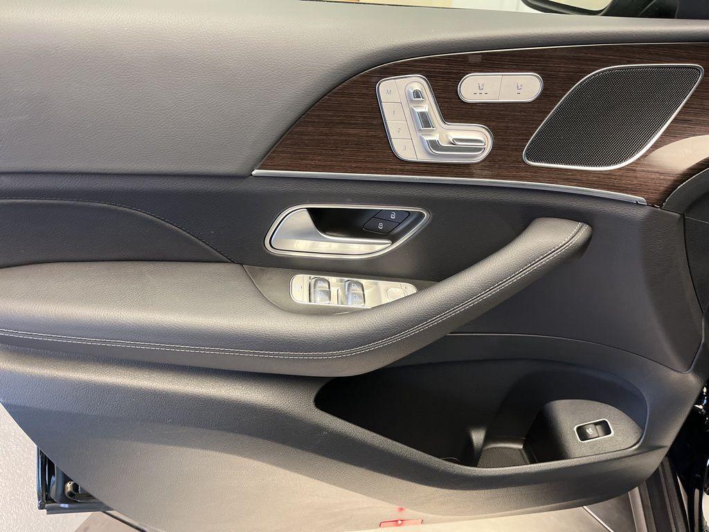 used 2025 Mercedes-Benz GLE 350 car, priced at $61,850