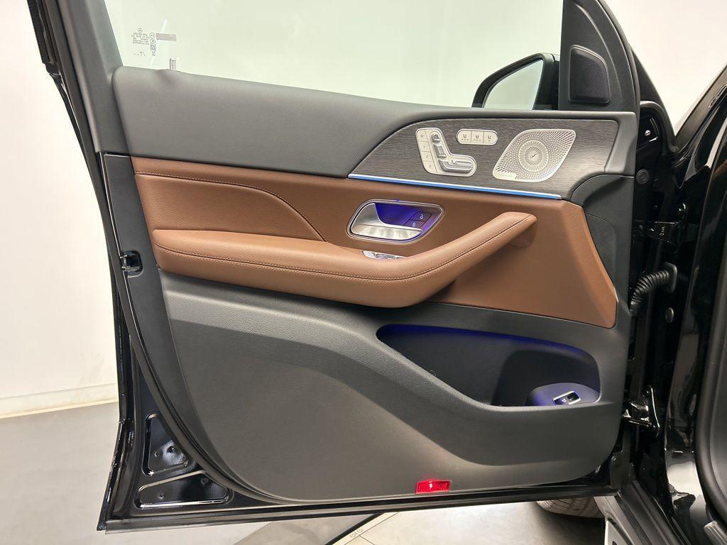new 2026 Mercedes-Benz GLS 450 car, priced at $97,045
