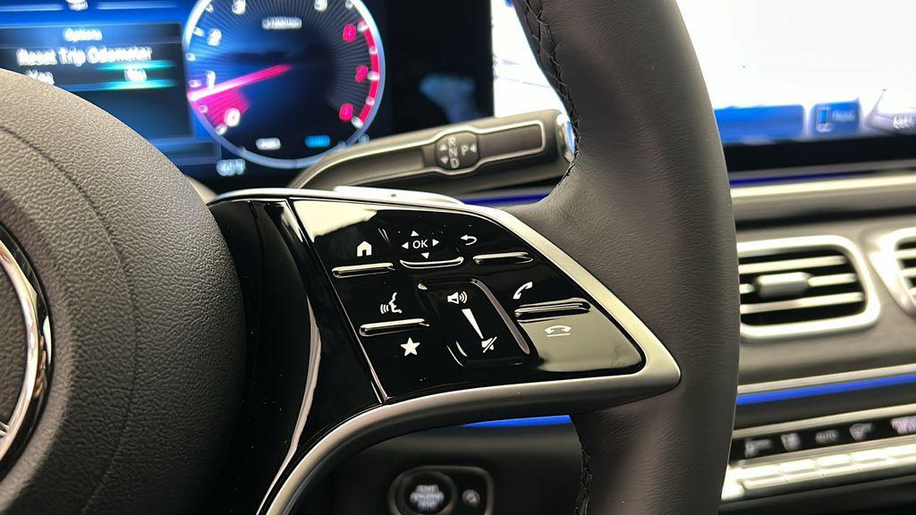 used 2025 Mercedes-Benz GLE 350 car, priced at $61,850