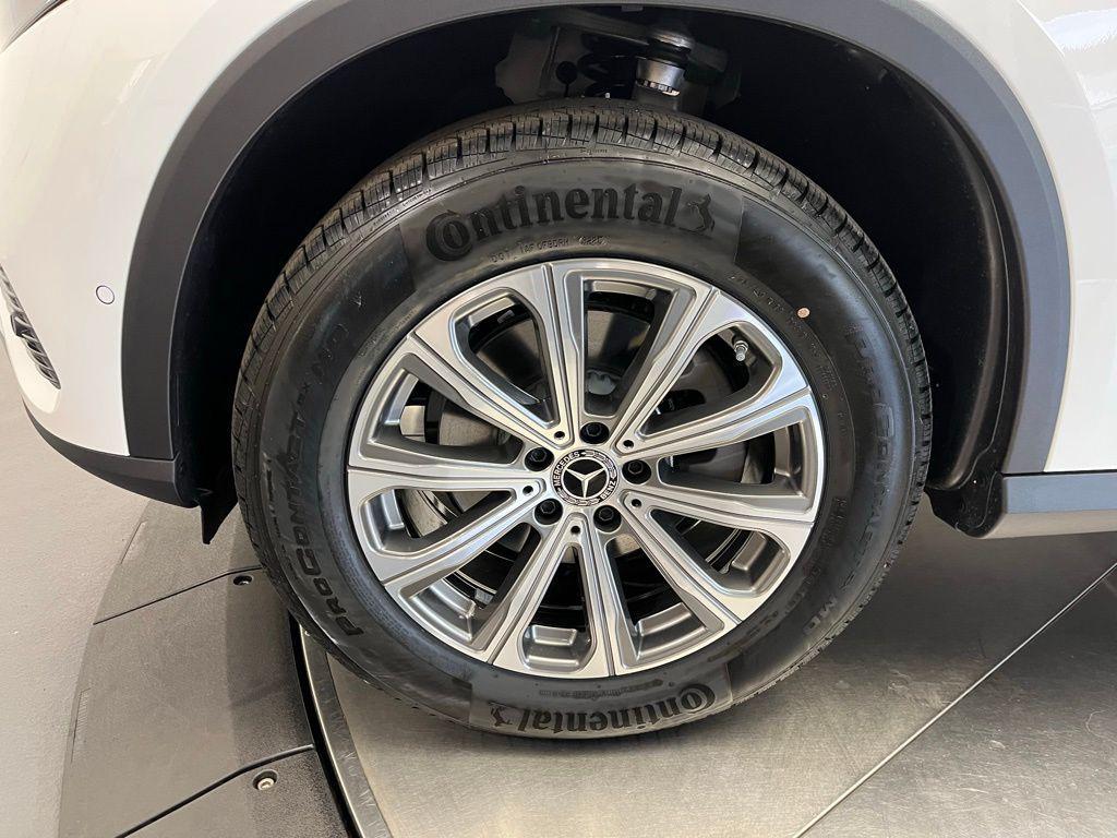 new 2026 Mercedes-Benz GLC 300 car, priced at $54,335