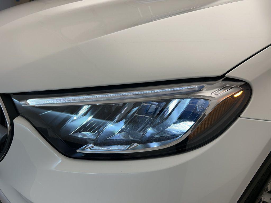 new 2026 Mercedes-Benz GLC 300 car, priced at $54,550