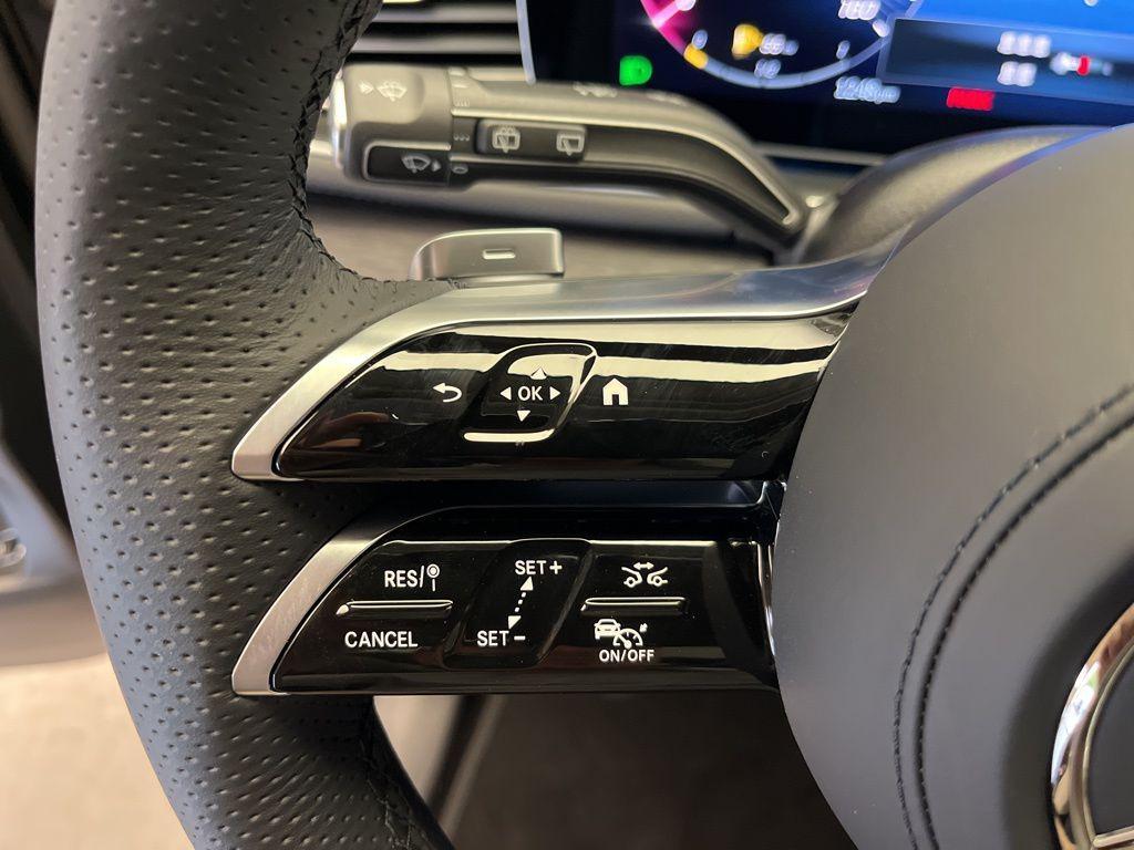 new 2026 Mercedes-Benz GLS 450 car, priced at $95,595