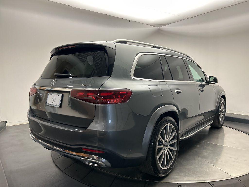 new 2026 Mercedes-Benz GLS 580 car, priced at $119,050