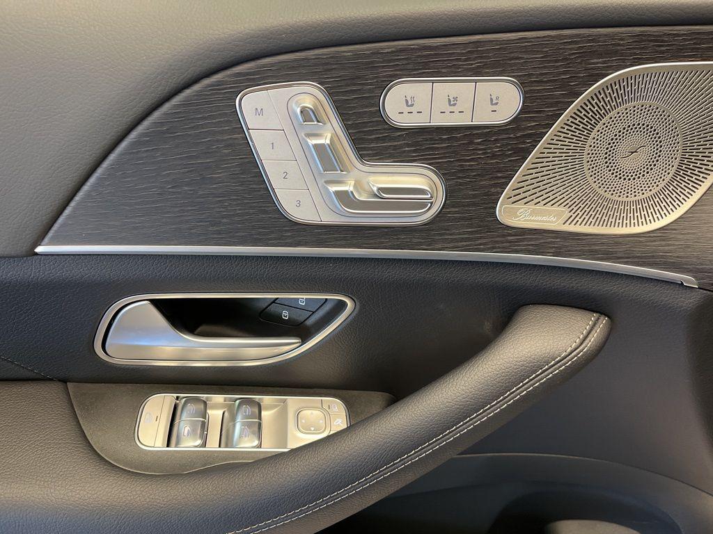 new 2026 Mercedes-Benz GLS 450 car, priced at $96,600