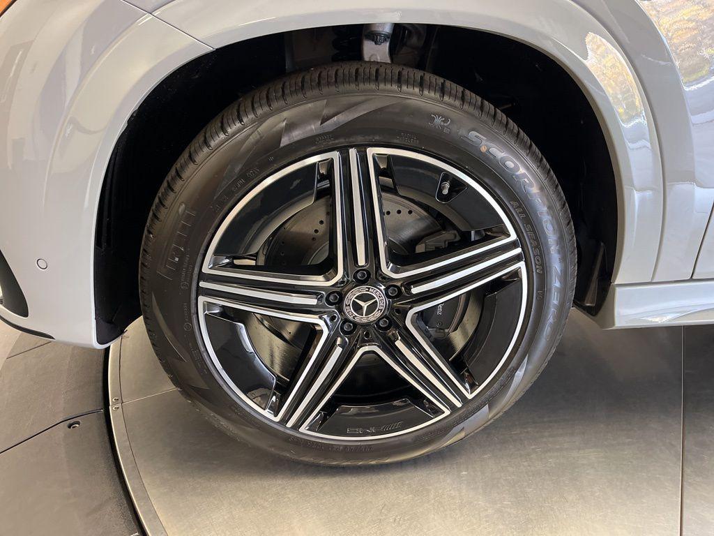 new 2026 Mercedes-Benz GLE 450 car, priced at $82,360