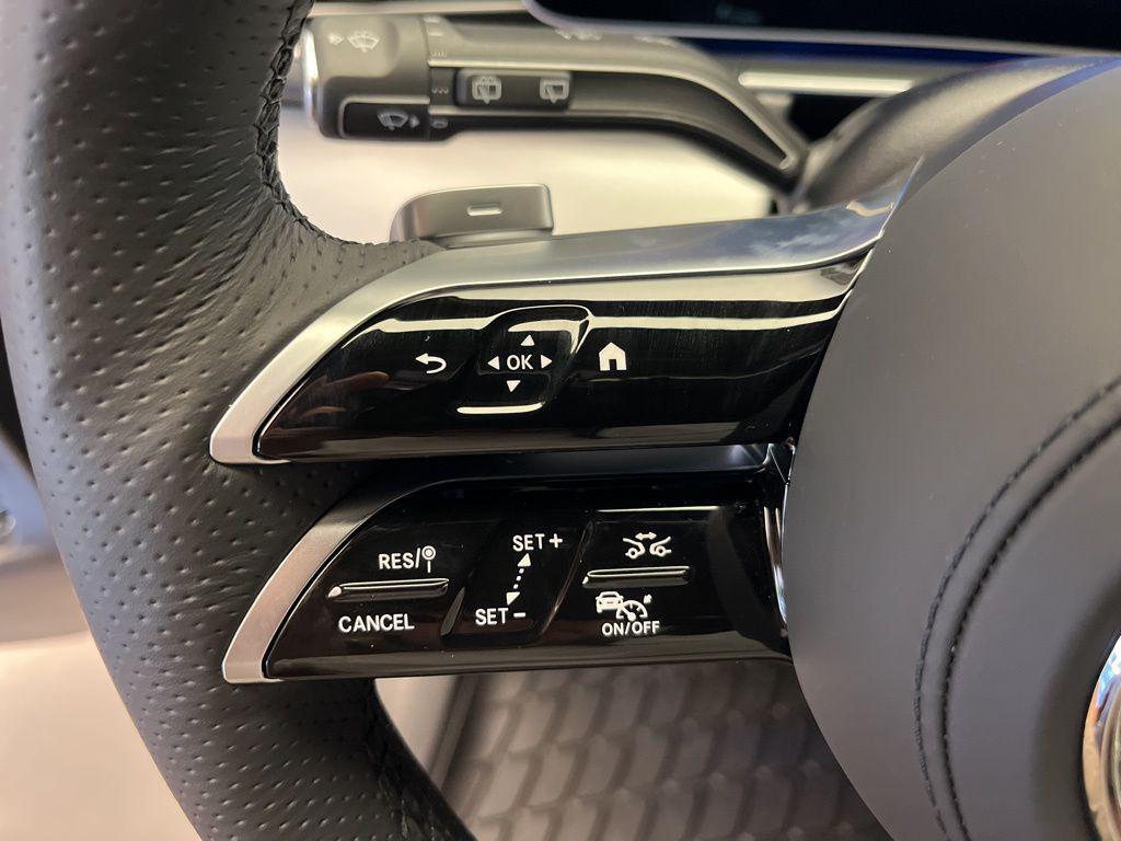 new 2026 Mercedes-Benz GLS 580 car, priced at $119,670