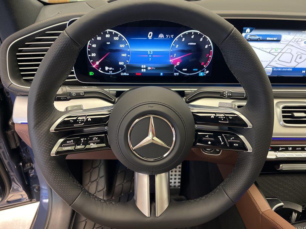new 2026 Mercedes-Benz GLS 580 car, priced at $119,670