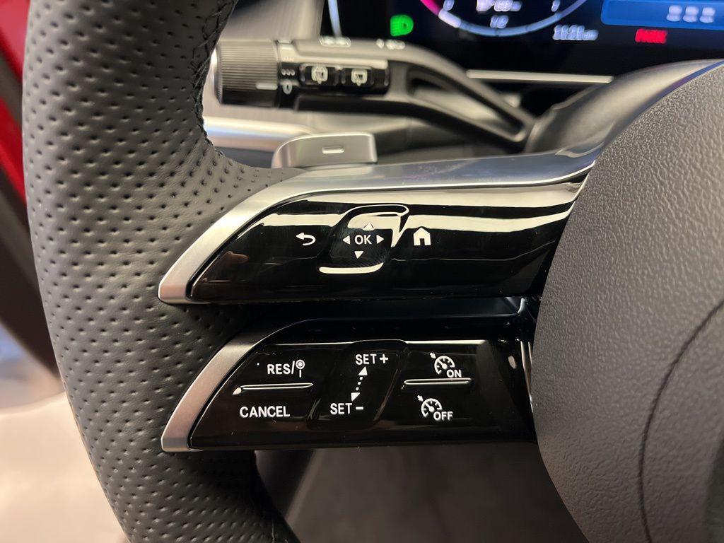 new 2026 Mercedes-Benz GLC 300 car, priced at $59,985