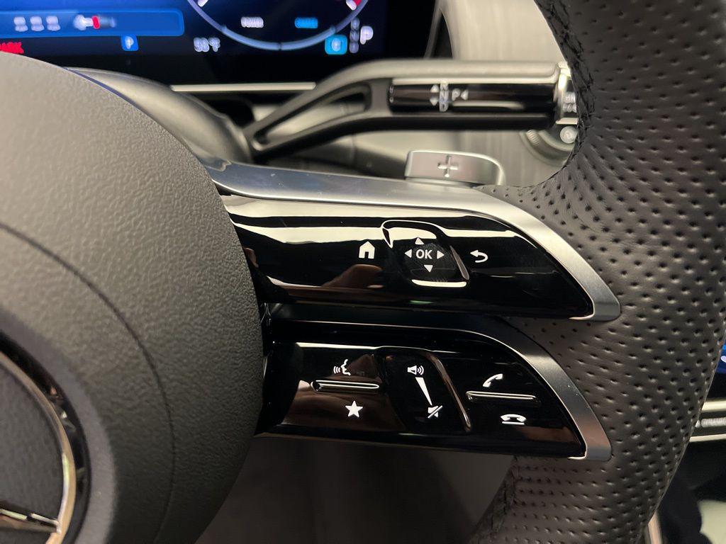new 2026 Mercedes-Benz GLC 300 car, priced at $59,985