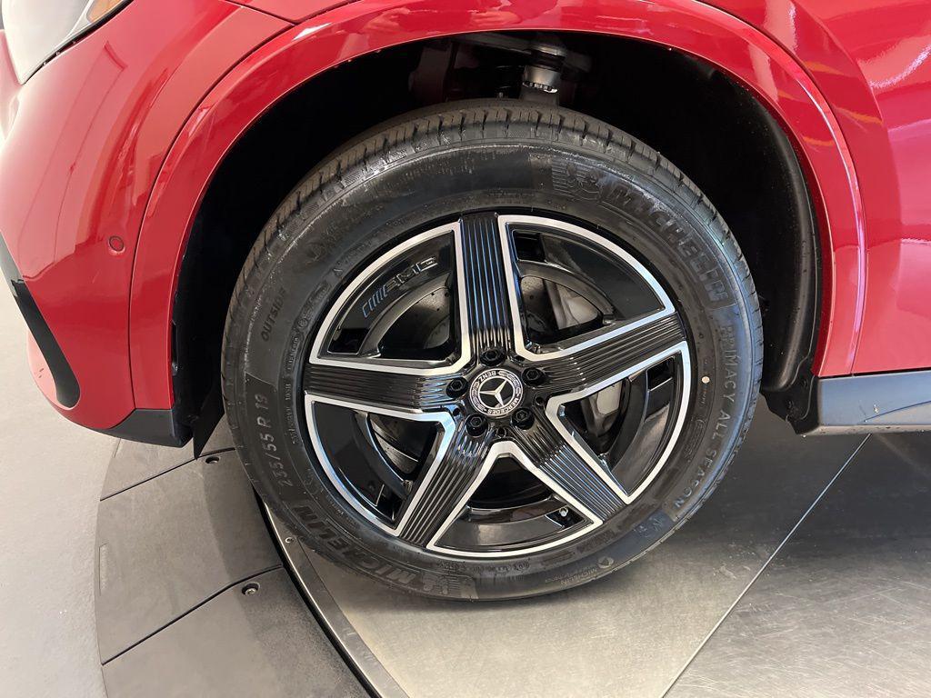 new 2026 Mercedes-Benz GLC 300 car, priced at $59,985