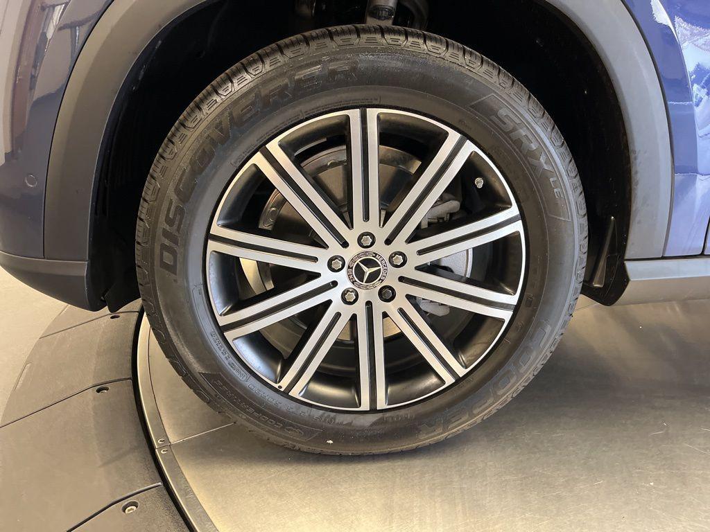 new 2026 Mercedes-Benz GLE 350 car, priced at $70,290