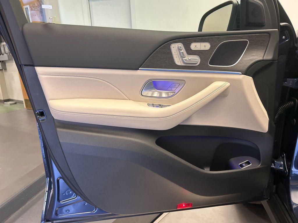 new 2026 Mercedes-Benz GLE 350 car, priced at $68,445