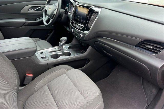 used 2023 Chevrolet Traverse car, priced at $32,913
