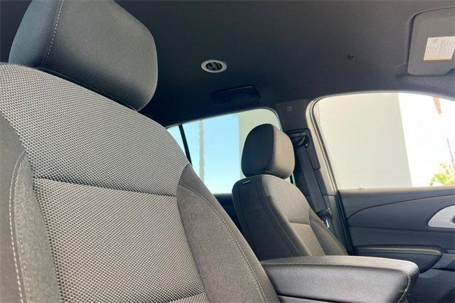 used 2023 Chevrolet Traverse car, priced at $27,980