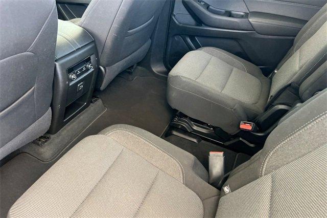used 2023 Chevrolet Traverse car, priced at $27,980