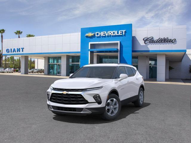 new 2025 Chevrolet Blazer car, priced at $39,015