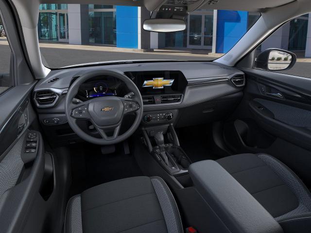 new 2025 Chevrolet TrailBlazer car, priced at $25,680