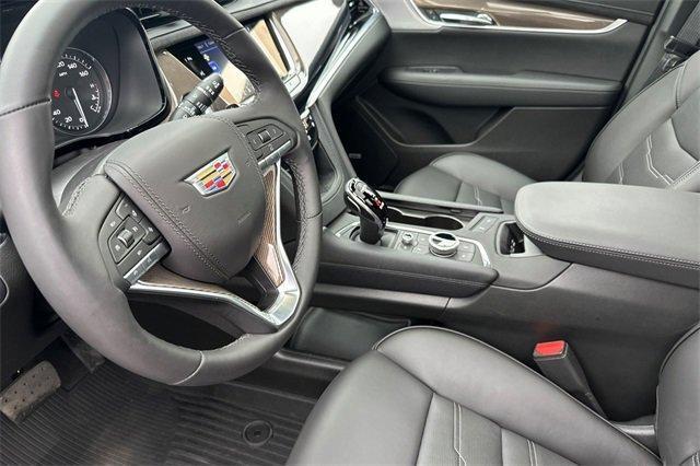 used 2024 Cadillac XT6 car, priced at $56,448