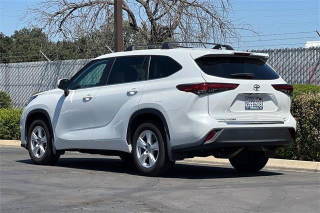 used 2023 Toyota Highlander car, priced at $30,978