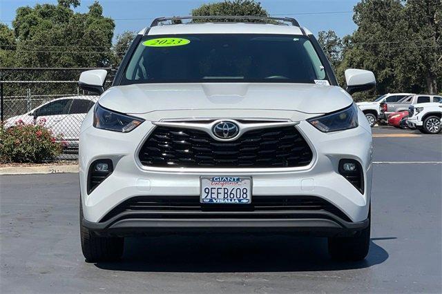 used 2023 Toyota Highlander car, priced at $30,978