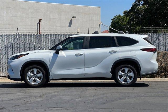 used 2023 Toyota Highlander car, priced at $30,978