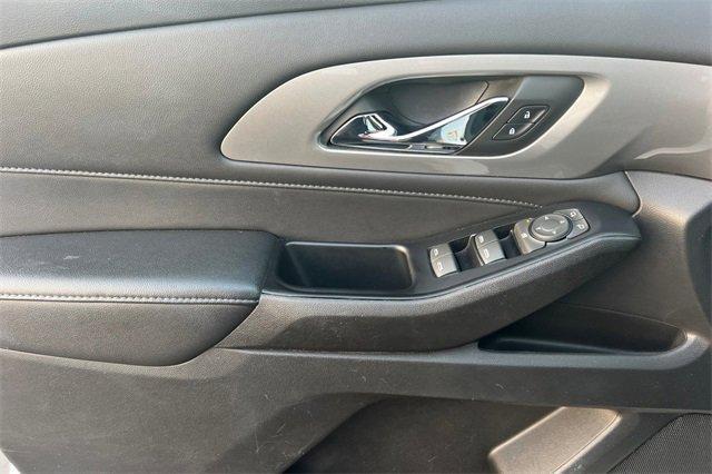 used 2023 Chevrolet Traverse car, priced at $29,758