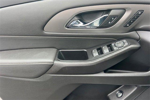 used 2023 Chevrolet Traverse car, priced at $38,657