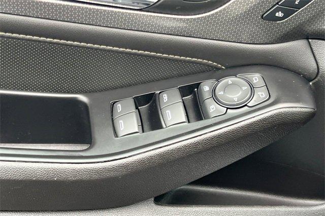 used 2023 Chevrolet Traverse car, priced at $38,657