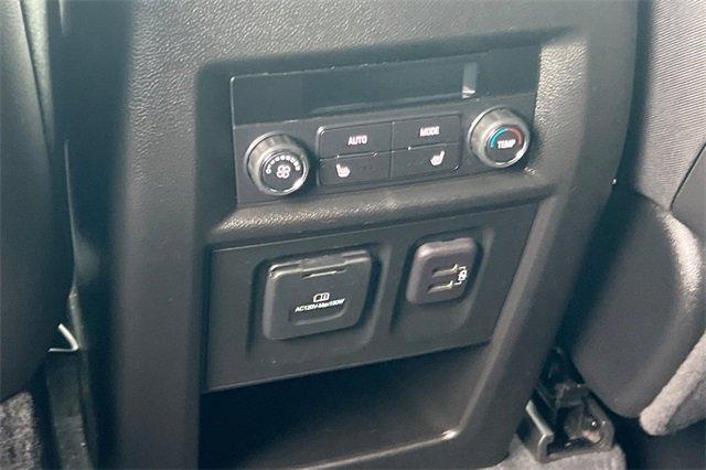 used 2023 Chevrolet Traverse car, priced at $38,657