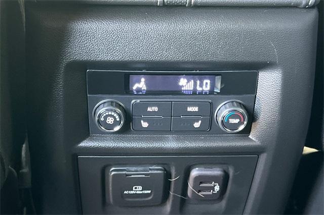 used 2023 Chevrolet Traverse car, priced at $43,998