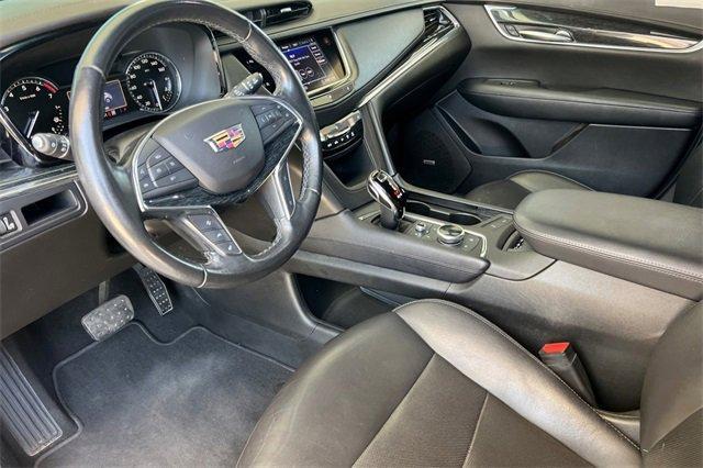 used 2020 Cadillac XT5 car, priced at $22,475