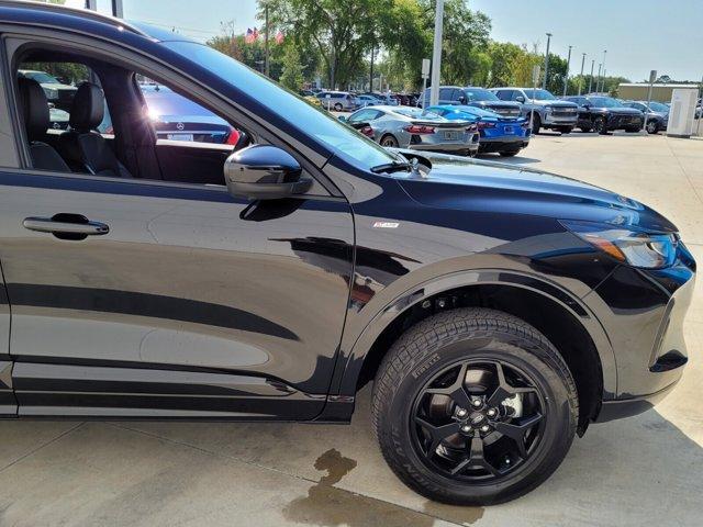 used 2023 Ford Escape car, priced at $33,999