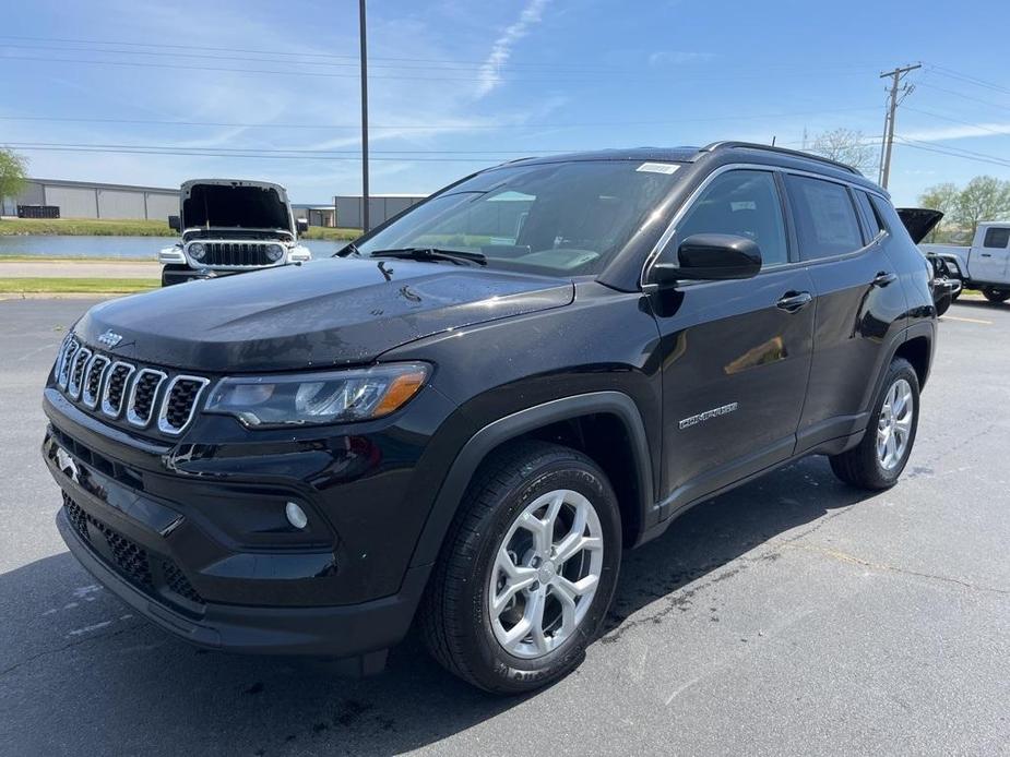 new 2024 Jeep Compass car, priced at $30,111