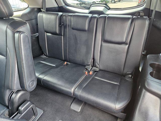 used 2019 Toyota Highlander car, priced at $21,900