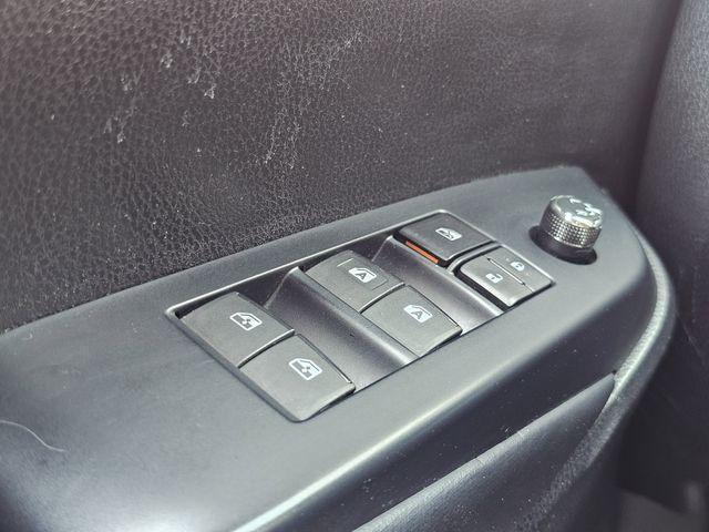 used 2019 Toyota Highlander car, priced at $21,900