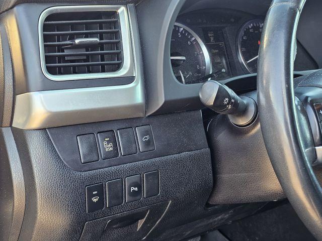used 2015 Toyota Highlander car, priced at $11,500